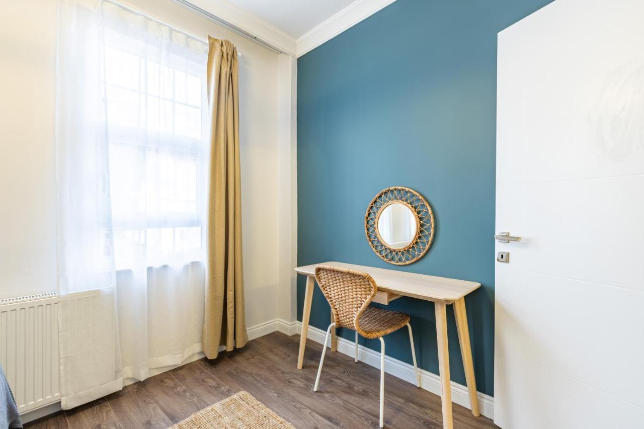 Red Suites Balat - Orange And Blue Истанбул Екстериор снимка
