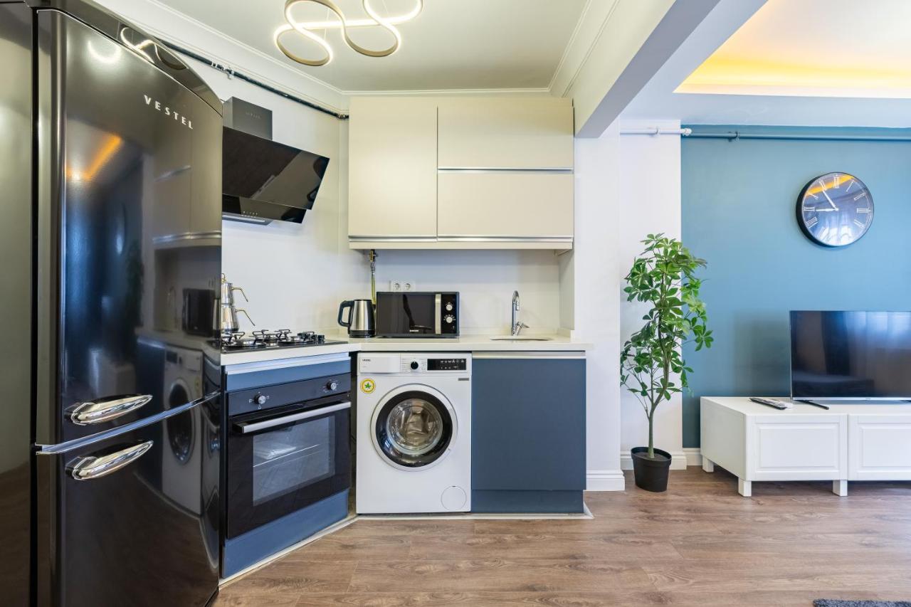 Red Suites Balat - Orange And Blue Истанбул Екстериор снимка