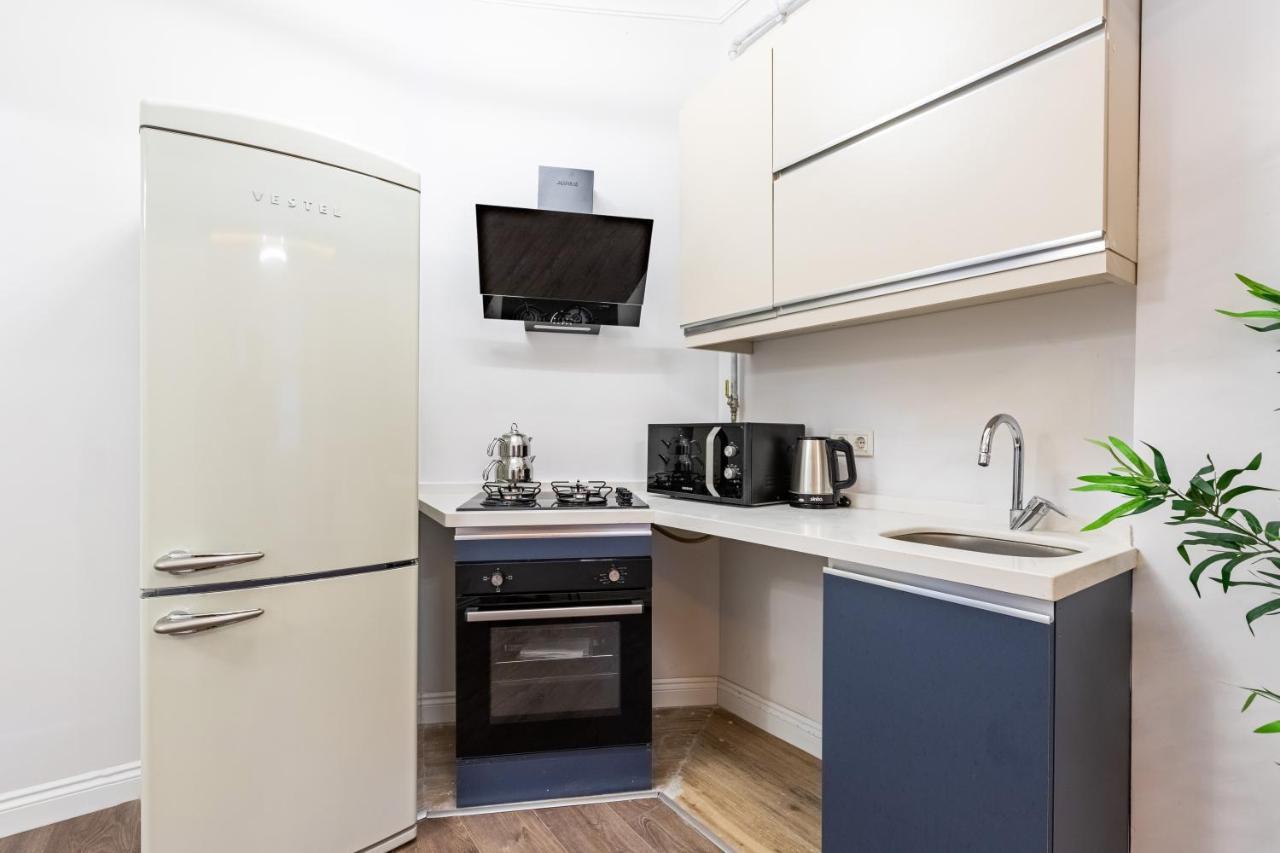 Red Suites Balat - Orange And Blue Истанбул Екстериор снимка