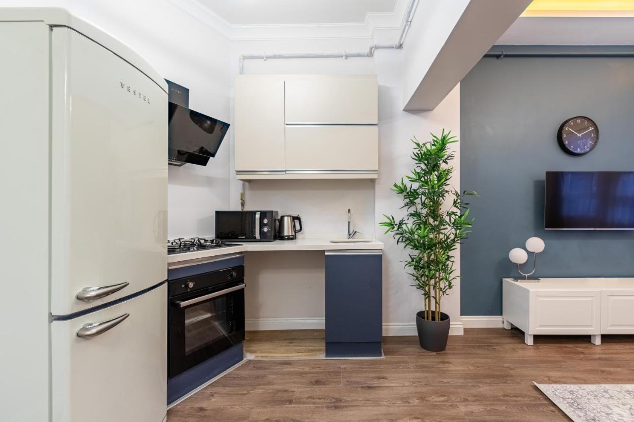 Red Suites Balat - Orange And Blue Истанбул Екстериор снимка